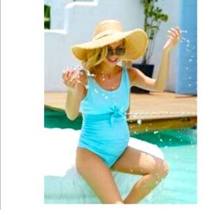 One piece maternity swimsuit (NWOT)